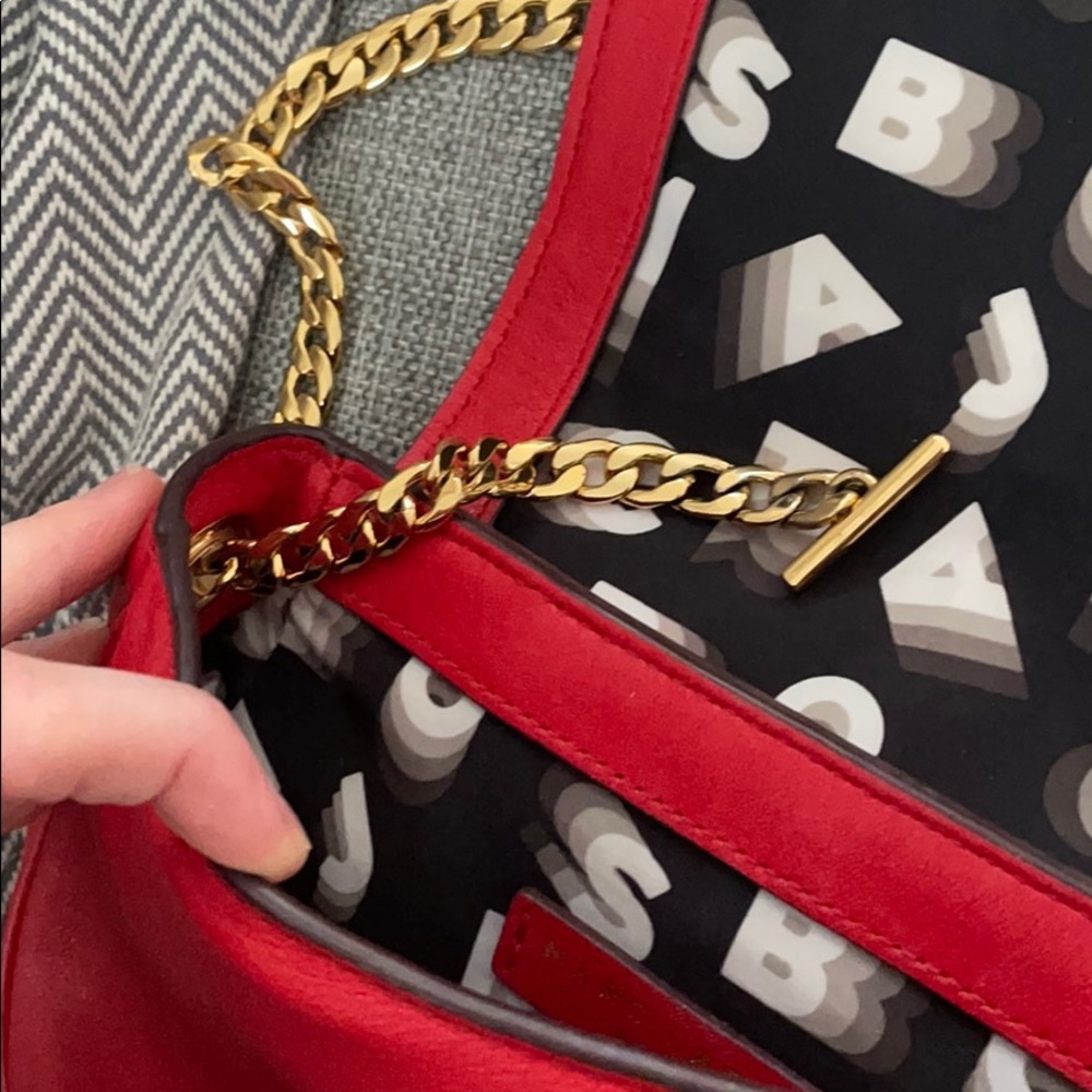 Marc Jacobs cross body bag with gold chain - Picture 6 of 6